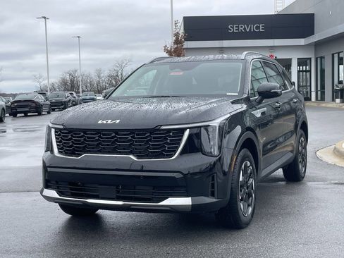 New 2026 Kia Sorento S image 3