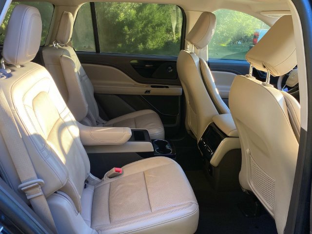 Used 2022 Lincoln Aviator Reserve w/ Equipment Group 201A AWD/4WD image 34