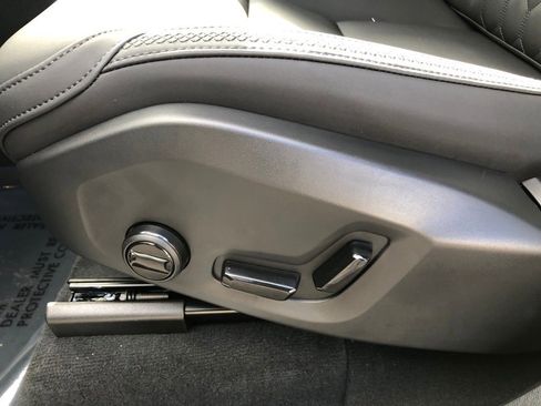 New 2026 Volvo XC90 B6 Plus w/ Protection Package Premier image 14