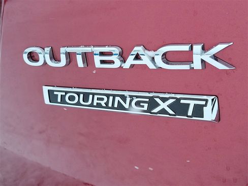 Used 2025 Subaru Outback Touring XT image 6