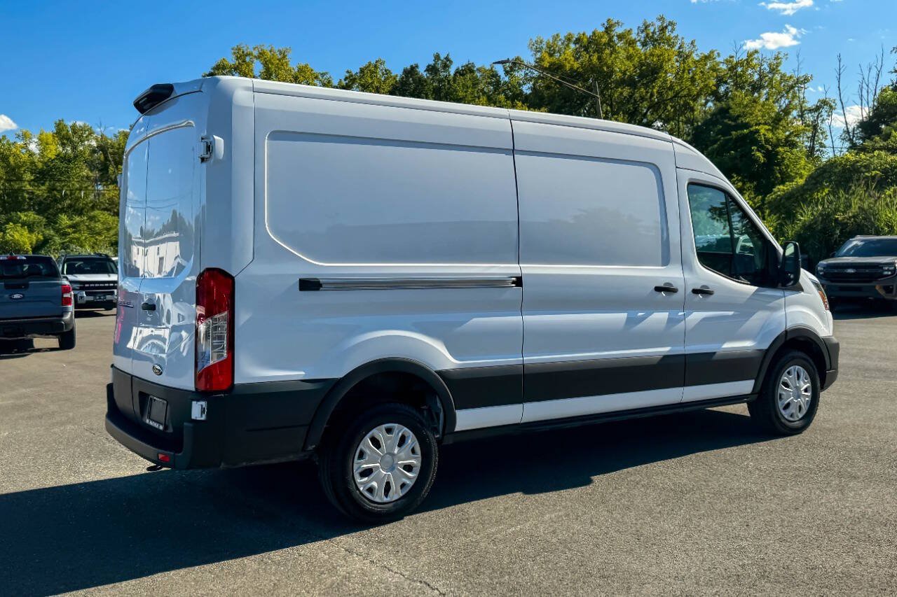 Used 2023 Ford E-Transit Medium Roof RWD image 3