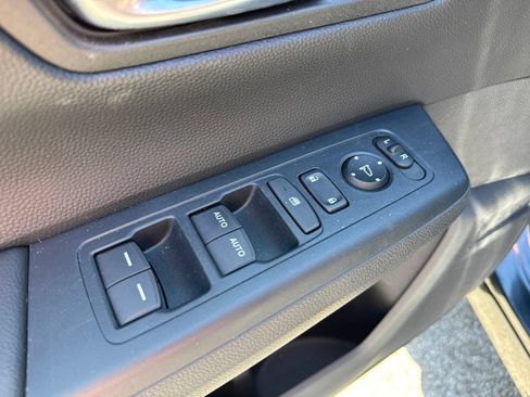 Used 2023 Honda CR-V EX image 21