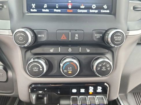 Used 2020 RAM 2500 Big Horn w/ Level 1 Equipment Group AWD/4WD image 28