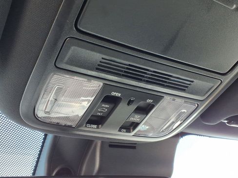 Used 2024 Honda Passport EX-L image 22