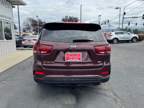 Used 2019 Kia Sorento FWD image 4