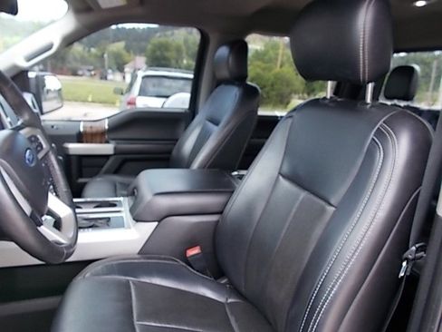 Used 2019 Ford F150 Lariat w/ Equipment Group 502A Luxury image 10