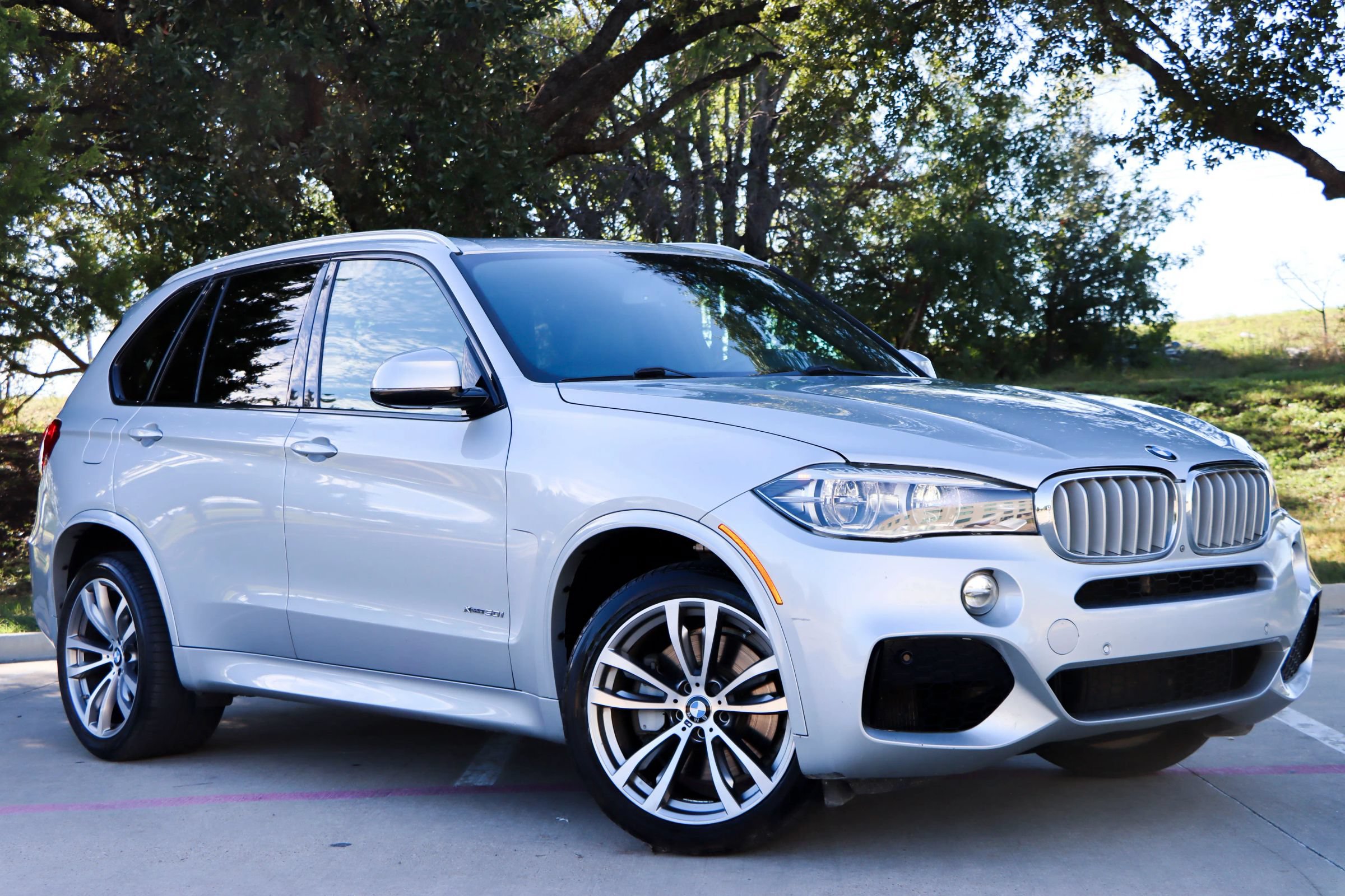 Used 2017 BMW X5 xDrive50i AWD/4WD image 1
