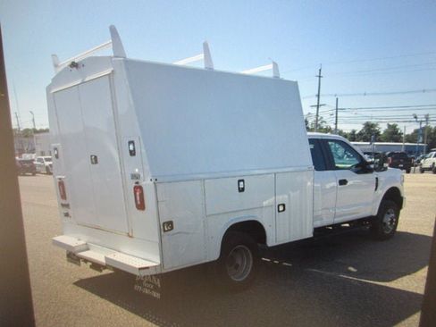 Used 2020 Ford F350 XL w/ Power Equipment Group AWD/4WD image 5