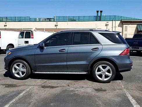 Used 2011 Hyundai Tucson Limited w/ Premium Pkg 3 image 5