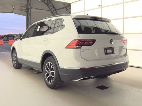Used 2020 Volkswagen Tiguan SE FWD image 11