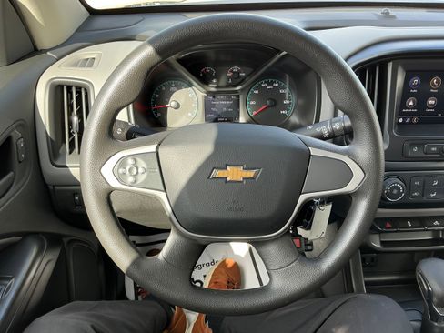 Certified 2022 Chevrolet Colorado W/T w/ WT Convenience Package image 4