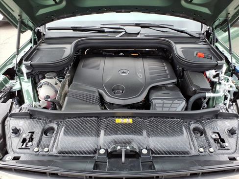 New 2026 Mercedes-Benz GLS 450 4MATIC image 10