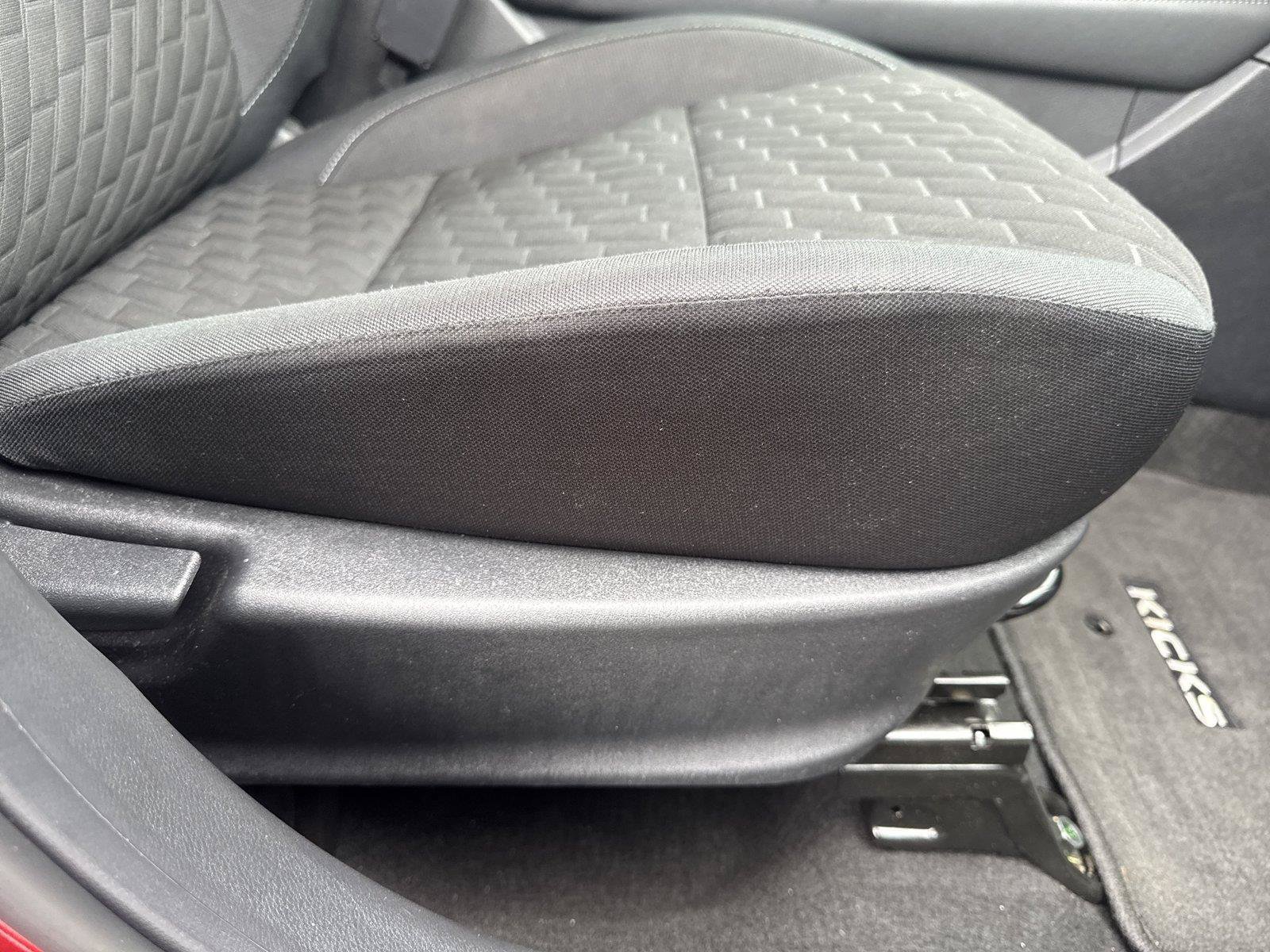 Used 2023 Nissan Kicks SV FWD image 27