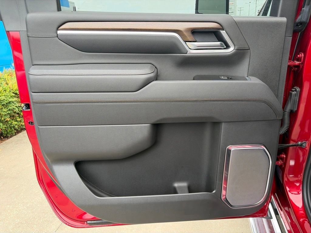 New 2026 Chevrolet Silverado 2500 High Country w/ High Country Premium Package AWD/4WD image 13