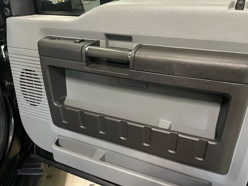 Used 2013 Ford F250 XL w/ PWR Equipment Group image 19