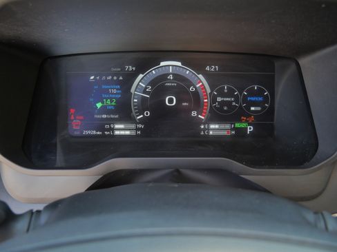 Certified 2024 Toyota Sequoia Platinum AWD/4WD image 21