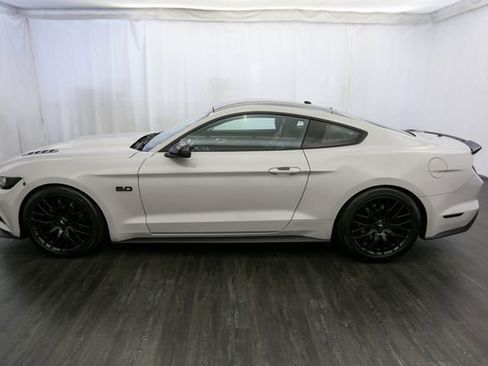 Used 2017 Ford Mustang GT Premium w/ GT Performance Package RWD image 7