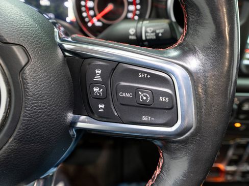 Used 2020 Jeep Gladiator Rubicon image 30