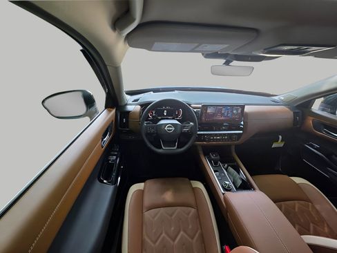 New 2026 Nissan Pathfinder Platinum AWD/4WD image 16