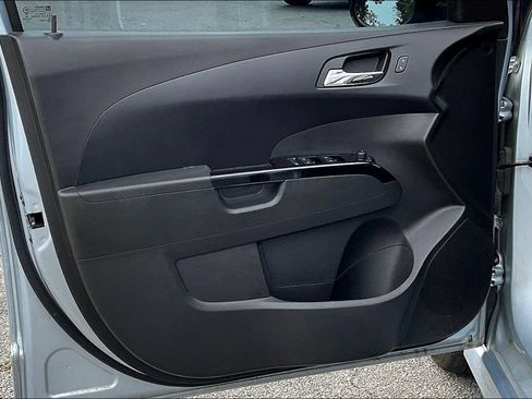 Used 2018 Chevrolet Sonic LT w/ Convenience Package FWD image 19