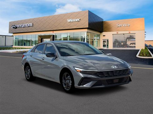 New 2026 Hyundai Elantra N Line FWD image 11