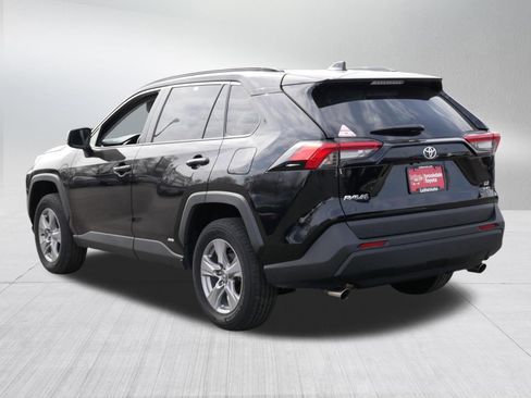 Certified 2025 Toyota RAV4 LE image 5