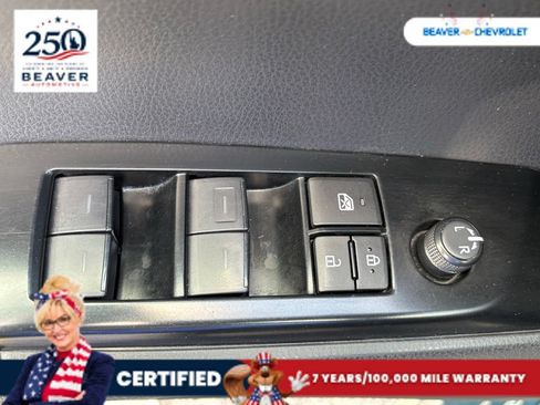 Used 2025 Toyota Camry SE FWD image 31
