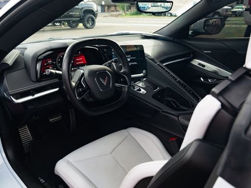 Used 2024 Chevrolet Corvette Stingray Coupe w/ 1LT image 10