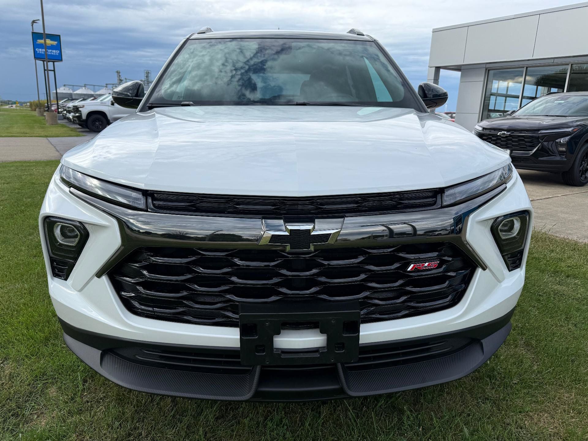 Certified 2024 Chevrolet TrailBlazer RS w/ Convenience Package AWD/4WD image 2