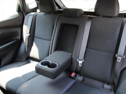 Used 2018 Nissan Rogue Sport S AWD/4WD image 23