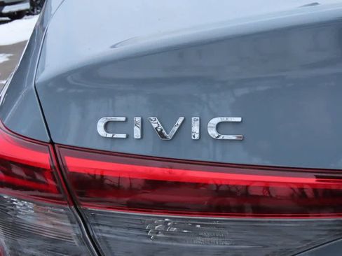 Certified 2022 Honda Civic Touring image 7