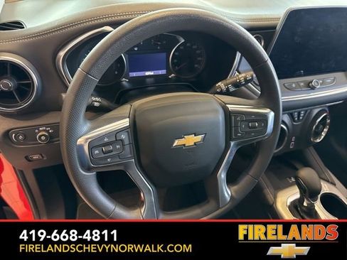 New 2025 Chevrolet Blazer LT w/ Convenience Package image 27