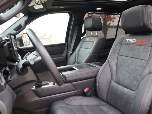 Used 2024 Toyota Sequoia TRD Pro image 33