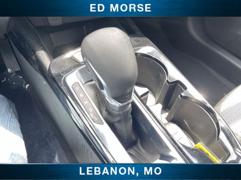 Certified 2025 Chevrolet Trax LT w/ LT Convenience Package FWD image 15