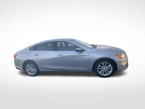 Used 2018 Chevrolet Malibu LT FWD image 5