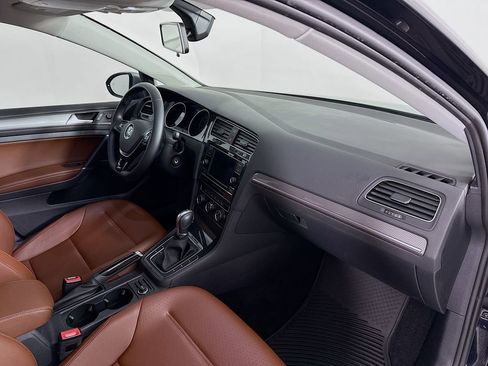 Used 2019 Volkswagen Golf Alltrack S image 28