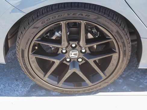Certified 2024 Honda Civic Sport image 9