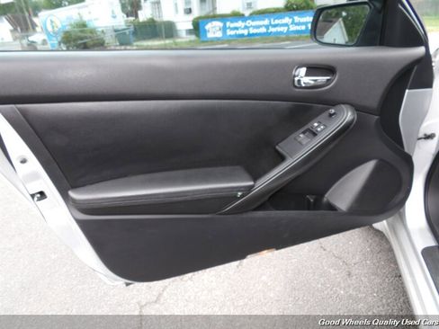 Used 2013 Nissan Altima 2.5 S FWD image 21