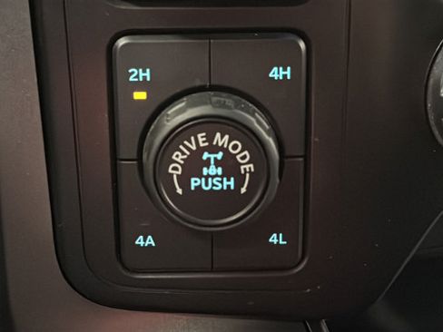 Used 2024 Ford F150 Lariat w/ Equipment Group 502A High AWD/4WD image 35