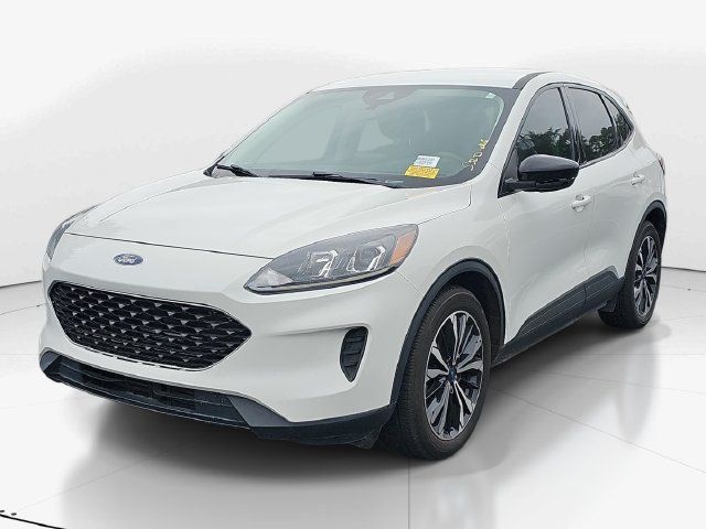 Used 2022 Ford Escape SE w/ SE Sport Appearance Package FWD image 7