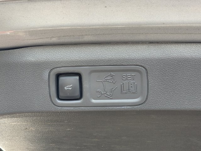 Used 2021 Ford Expedition XLT AWD/4WD image 35