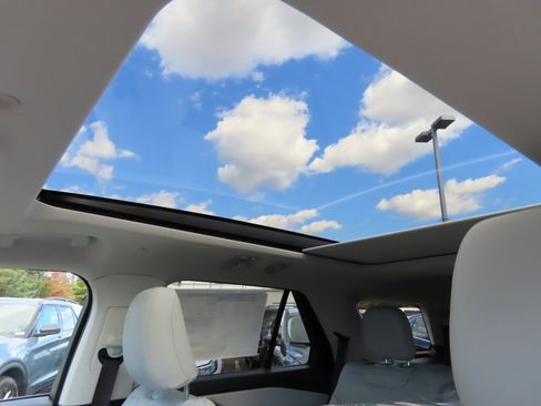 New 2026 Ford Explorer Platinum w/ LUX Leather Package image 15