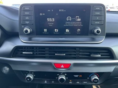 Used 2021 Kia Telluride S AWD/4WD image 18