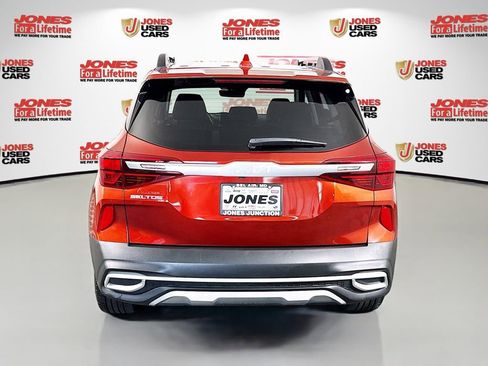 Used 2022 Kia Seltos Nightfall Edition image 15