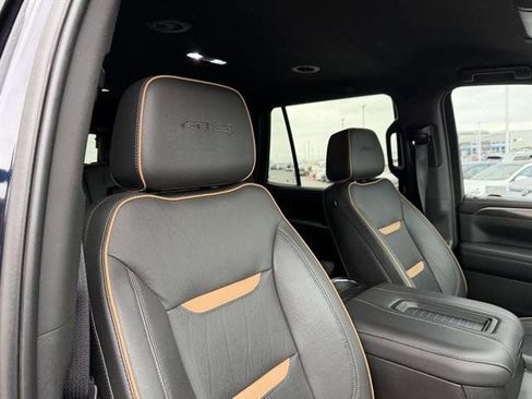 Used 2022 GMC Yukon AT4 image 24