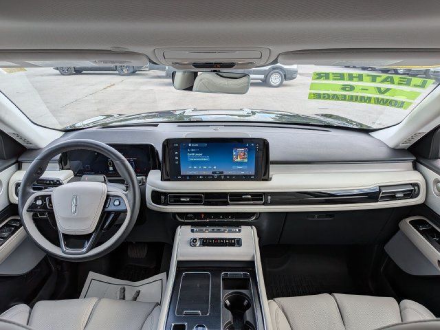 Used 2026 Lincoln Aviator Reserve w/ Luxury Package AWD/4WD image 18