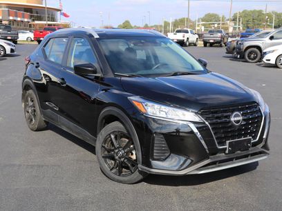 Used 2023 Nissan Kicks SV