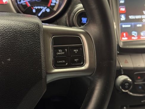 Used 2015 Dodge Journey Crossroad w/ Flexible Seating Group image 19