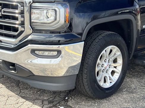 Used 2017 GMC Sierra 1500 SLE w/ SLE Value Package AWD/4WD image 8