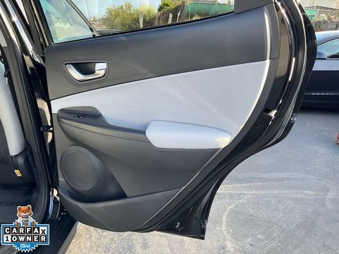 Used 2023 Hyundai Kona Limited FWD image 58
